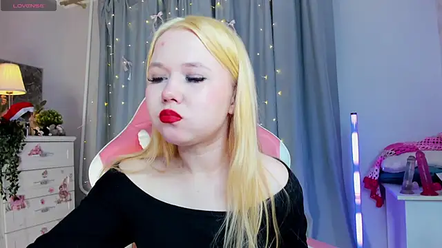 VivieSunn online show from 11, 2, 2026