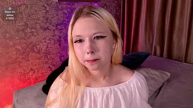 VivieSunn online show from 19, 6, 2026