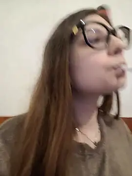 sweetbabygirlforyou online show from 4, 12, 2025