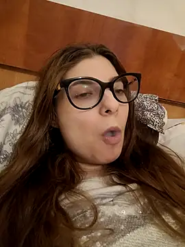 sweetbabygirlforyou online show from 28, 7, 2026