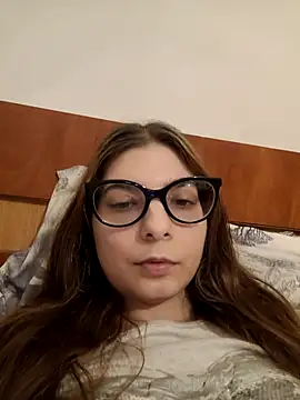 sweetbabygirlforyou online show from 28, 7, 2026