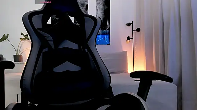 Snapshot of IamKael_ chatting on 4, 2, 2026 IamKael online show from 4, 2, 2026