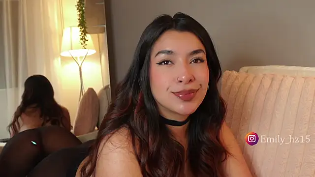 Snapshot of Missemily_11 chatting on 30, 4, 2026 Missemily 11 online show from 30, 4, 2026