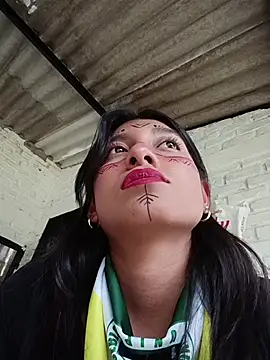 Snapshot of YeseniaRodriguez3 chatting on 31, 10, 2025 YeseniaRodriguez3 online show from 31, 10, 2025