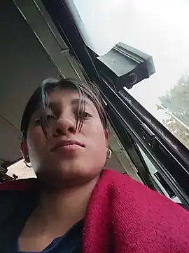 Snapshot of YeseniaRodriguez3 chatting on 5, 11, 2025 YeseniaRodriguez3 online show from 5, 11, 2025