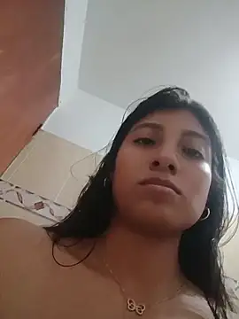 YeseniaRodriguez3 online show from 12, 6, 2026