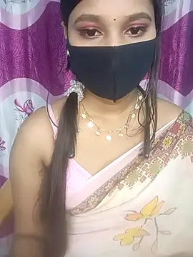 Snapshot of cute_mahi07 chatting on 21, 11, 2025 cute mahi07 online show from 21, 11, 2025