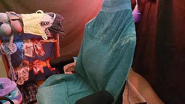 Snapshot of sugasunny04 chatting on 7, 1, 2026 sugasunny04 online show from 7, 1, 2026