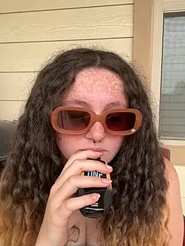 Snapshot of sugasunny04 chatting on 18, 2, 2026 sugasunny04 online show from 18, 2, 2026