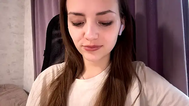 AliceStacy online show from 23, 11, 2025