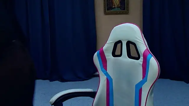 AddieOsler online show from 26, 4, 2026