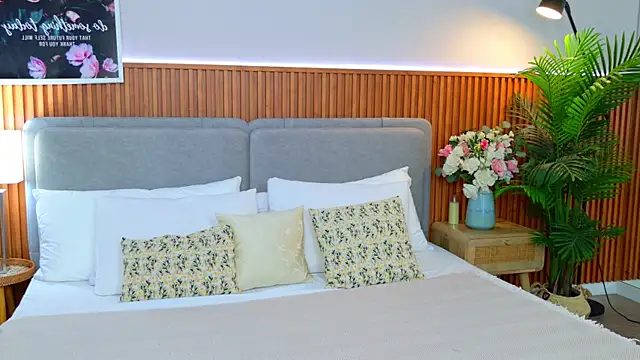 Sandy Edvards online show from 20, 4, 2026