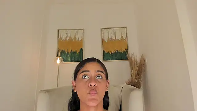 lizzakennedy online show from 25, 7, 2026