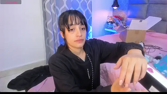 Luna Bella3 online show from 7, 3, 2026