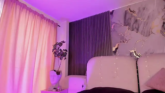 JanneBlossom  online show from 22, 4, 2026