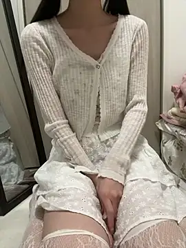 Snapshot of miku_pipipi chatting on 27, 11, 2025 miku pipipi online show from 27, 11, 2025