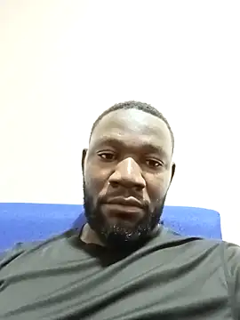 Snapshot of shoodly99 chatting on 27, 11, 2025 shoodly99 online show from 27, 11, 2025