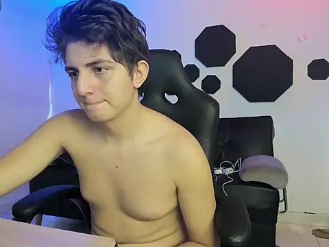 atilaepic online show from 19, 4, 2026