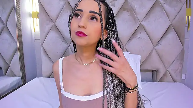 violett rabbit  online show from 6, 1, 2026