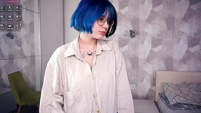 KellePourier online show from 9, 11, 2025