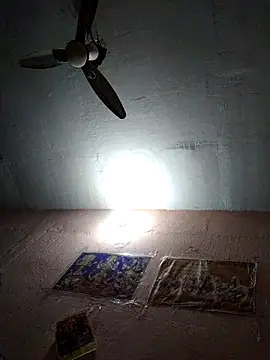 CUTE-GIRL-1 online show from 17, 11, 2025