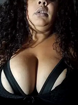 Snapshot of safirahot69 chatting on 24, 11, 2025 safirahot69 online show from 24, 11, 2025