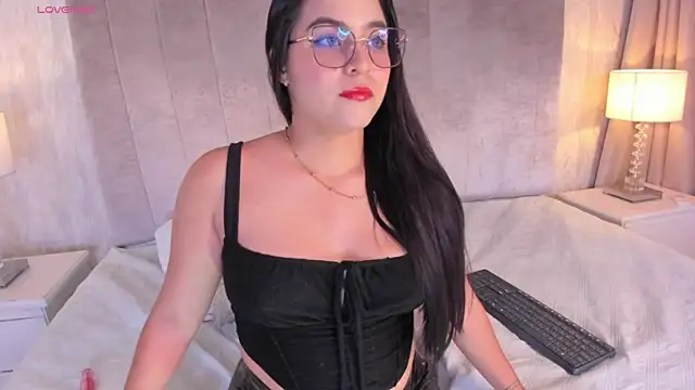 Melanie hillz online show from 24, 4, 2026