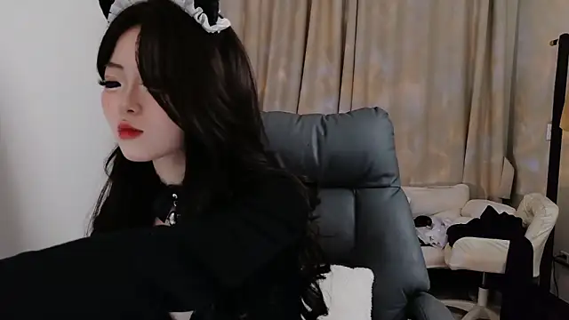 Snapshot of onnijiang123 chatting on 5, 11, 2025 onnijiang123 online show from 5, 11, 2025