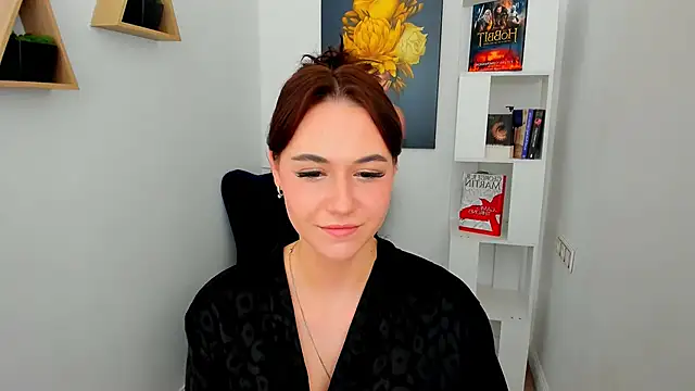 Snapshot of MakeYoueHappy chatting on 24, 11, 2025 MakeYoueHappy online show from 24, 11, 2025