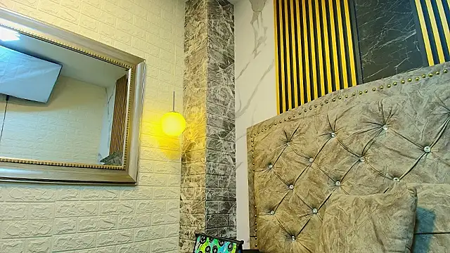 Salome cruxx online show from 9, 2, 2026