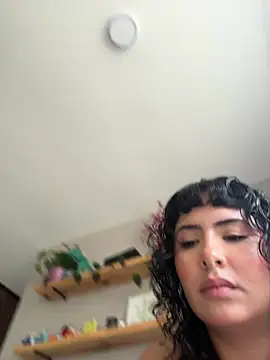 Snapshot of SugarTroubl33 chatting on 4, 6, 2026 SugarTroubl33 online show from 4, 6, 2026