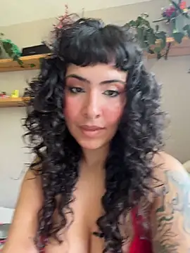 Snapshot of SugarTroubl33 chatting on 11, 7, 2026 SugarTroubl33 online show from 11, 7, 2026