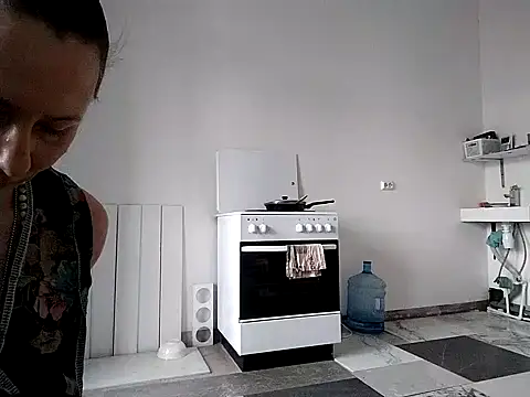 Anneta280671 online show from 8, 4, 2026