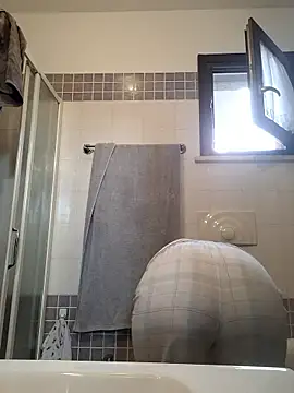 Piediniecollant online show from 8, 1, 2026