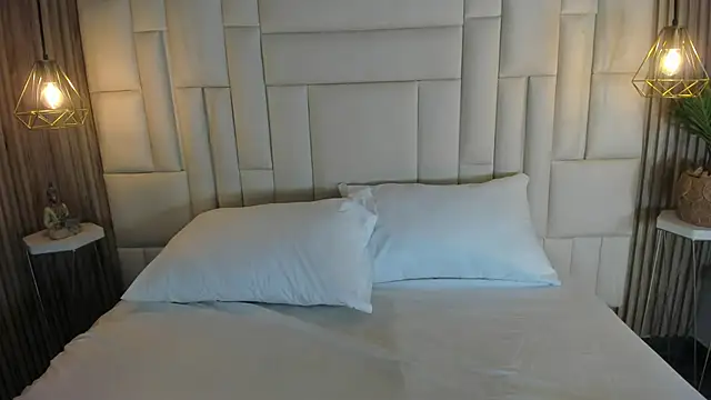 VenuzSofia online show from 3, 2, 2026