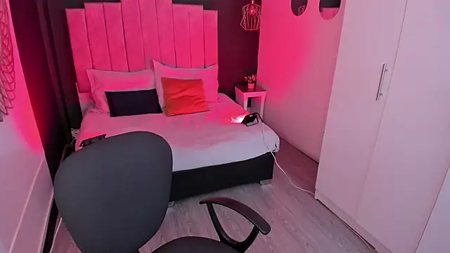 mia jagger online show from 21, 3, 2026