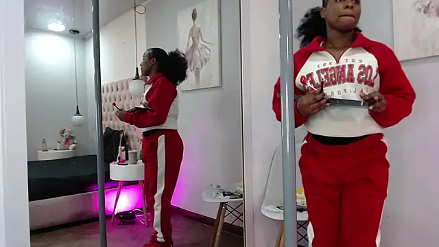 Snapshot of Afrika_Evanss chatting on 14, 11, 2025 Afrika Evanss online show from 14, 11, 2025