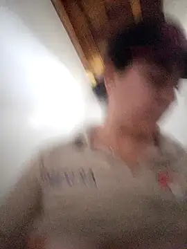 Camila-Valverde online show from 16, 12, 2025