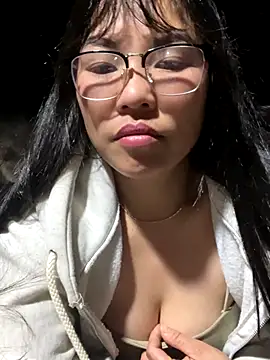 heodat-sexx online show from 15, 12, 2025