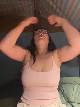 heodat-sexx online show from 18, 4, 2026