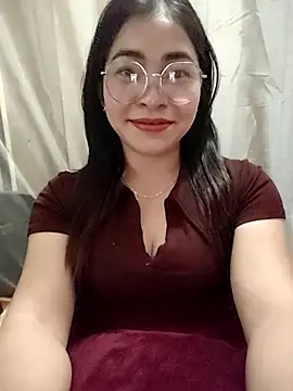 Bamboo-niee123 online show from 15, 3, 2026