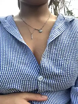 huttonmay358 online show from 7, 11, 2025