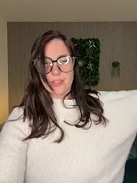 MysteryGirl   online show from 2, 4, 2026