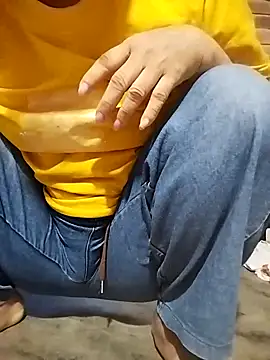 Snapshot of -Hazel-123 chatting on 21, 11, 2025 -Hazel-123 online show from 21, 11, 2025