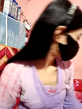 Green LaDY66 online show from 27, 4, 2026