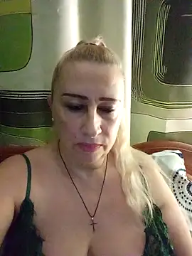 Esenia505 online show from 18, 12, 2025