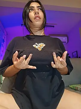 Sara-215 online show from 11, 4, 2026