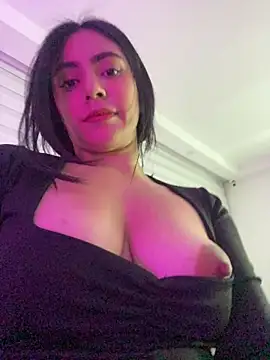 Sara-215 online show from 5, 6, 2026
