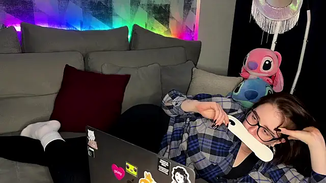 Snapshot of OhNicolle chatting on 20, 11, 2025 OhNicolle online show from 20, 11, 2025