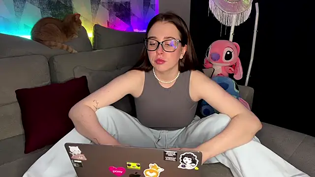 Snapshot of OhNicolle chatting on 20, 11, 2025 OhNicolle online show from 20, 11, 2025